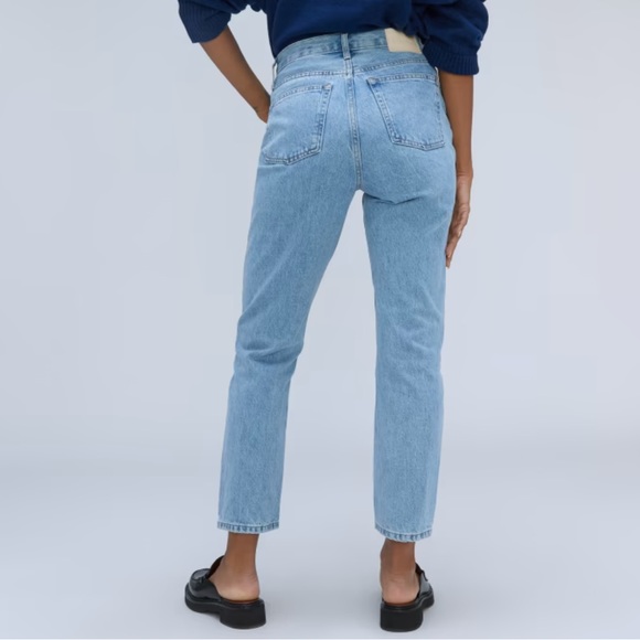Everlane 90s Cheeky Jeans - Picture 2 of 11
